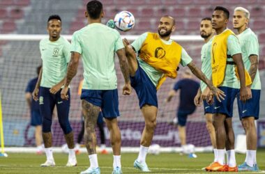 Brazil without Neymar as Portugal target World Cup last 16