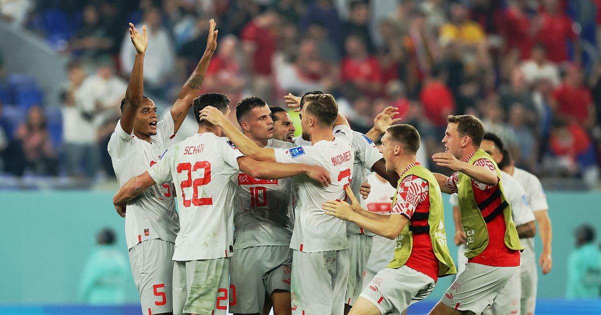 Switzerland beat Serbia 3-2 to enter last 16