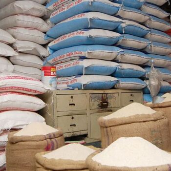 Bangladesh stops buying expensive Indian rice