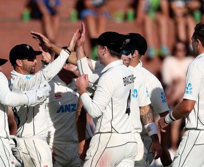 Dominant New Zealand close to series sweep of Sri Lanka