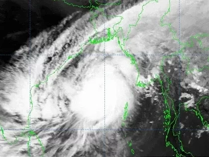 Cyclone Mocha: Great Danger Signal-10 in Cox's Bazar