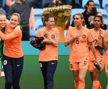 The Netherlands beat South Africa 2-0 to book a place in the quarter-finals against Spain