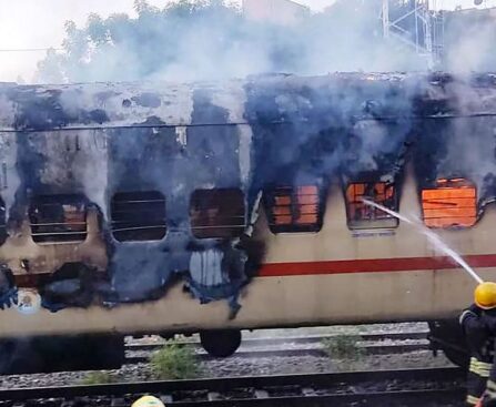 Nine killed in Indian train coach fire