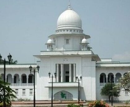 Contempt of court petition filed against 7 Supreme Court lawyers