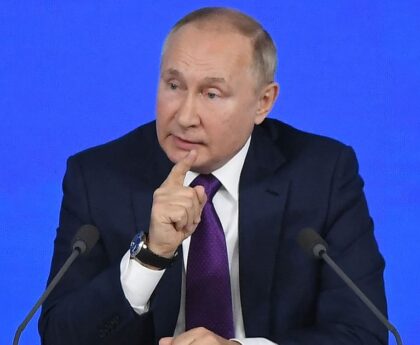 Putin urges action on fuel price rise