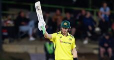 Concussion sub Labushen steers Australia to victory over Proteas