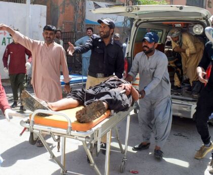 At least 25 killed, dozens injured in Pakistan blast