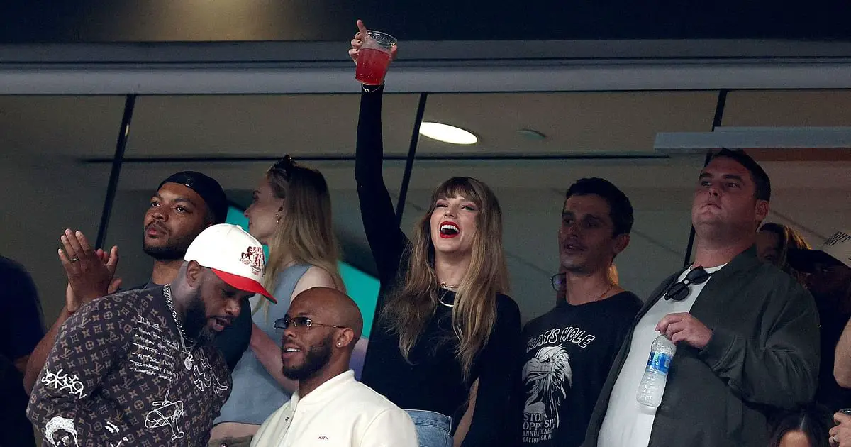 Taylor Swift spotted with alleged boyfriend Kelsea after her Chiefs beat NY Jets
