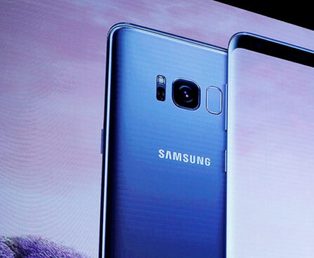 Samsung to add real-time translation to smartphone models