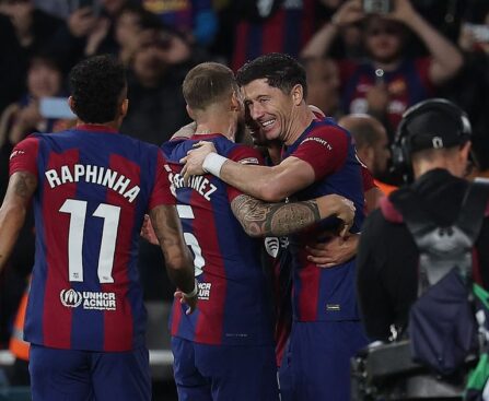 Lewandowski saves Barca double, Atletico beats Villarreal