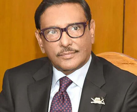 The reader of the Declaration of Independence cannot be the announcer: Quader