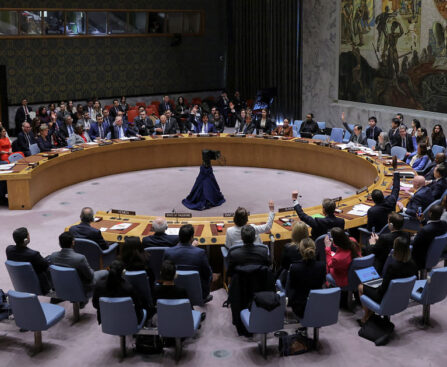UN Security Council demands immediate ceasefire in Gaza in absence of America