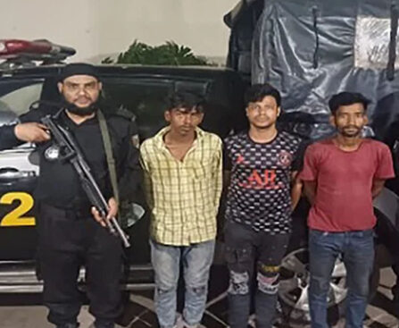 RAB arrests 25 members of 5 juvenile gangs in Dhanmondi, Mohammadpur