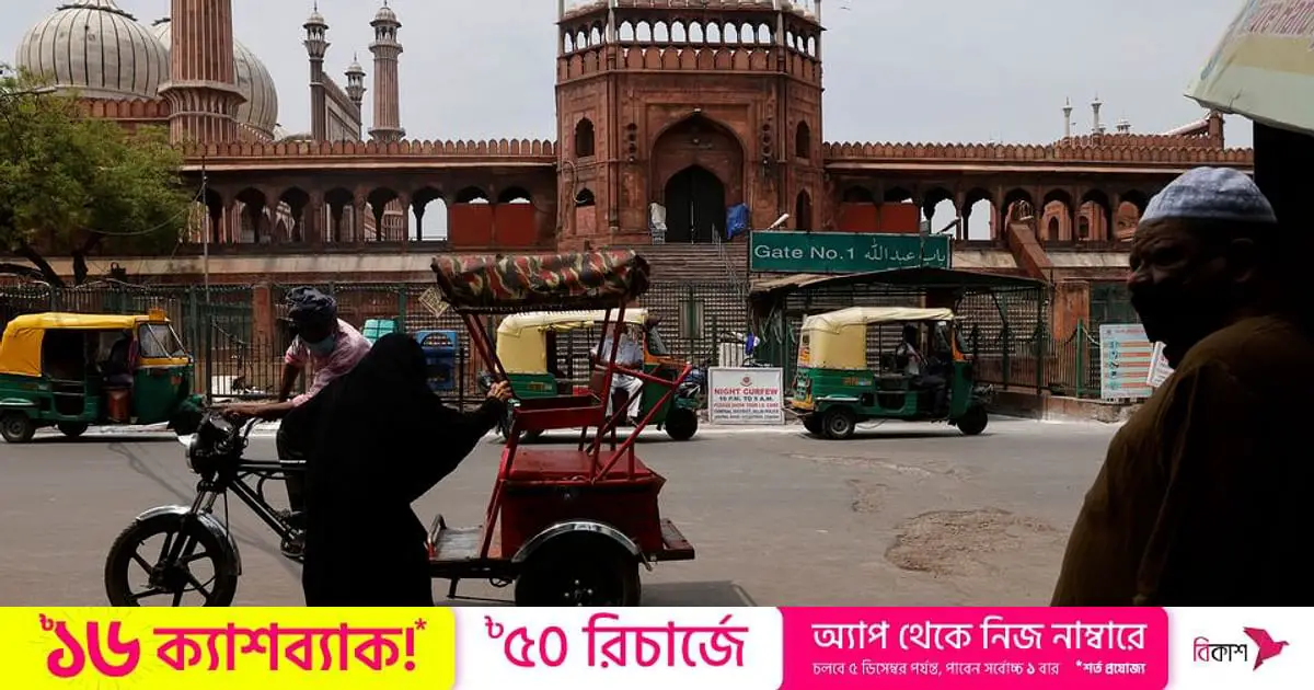 India orders rickshaws around Delhi to run on clean fuel