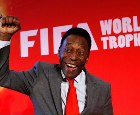 Pele brings glamor and goals to the Big Apple