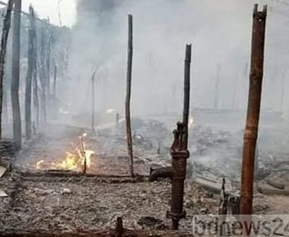 Firing between Rohingya groups, panic in Tumbru after fire