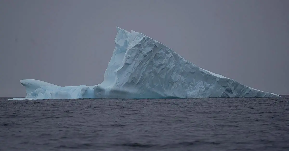 Huge iceberg breaks off near UK Antarctic base