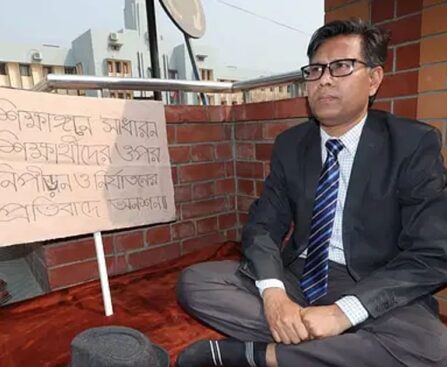 RU professor on hunger strike again in protest against attack on BCL