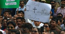 Mosques probed over calls for protests against blasphemy riots in Pakistan: A cleric is among those probed for using mosque loudspeakers to order a protest against Christians that turned into mob violence. Went.