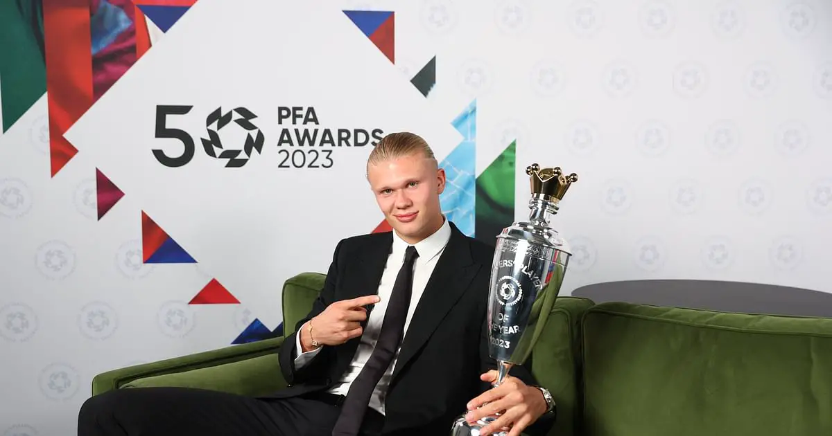 Hollande wins PFA Player of the Year award