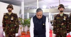 President pays homage to Bangabandhu at Dhanmandi