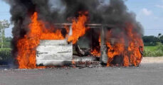 Microbus set on fire in Nator, BNP claims passengers were its leaders, workers