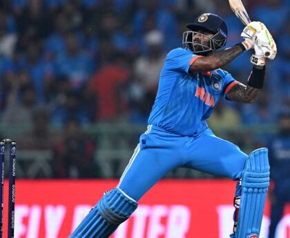 Willey helps England restrict India to 229-9 in World Cup